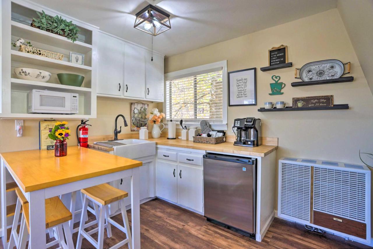 Lake Arrowhead Studio With Private Hot Tub! Екстериор снимка
